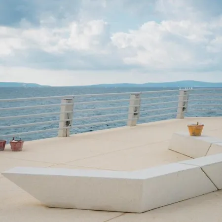 Luxe Hot Tube Apartment, With Views, Near * Split