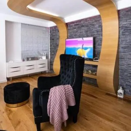 Apartment Luxe Hot Tube Apartment, With Views, Near *