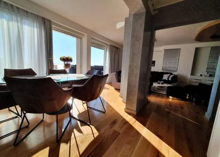 Luxe Hot Tube Apartment, With Views, Near Appartement *
