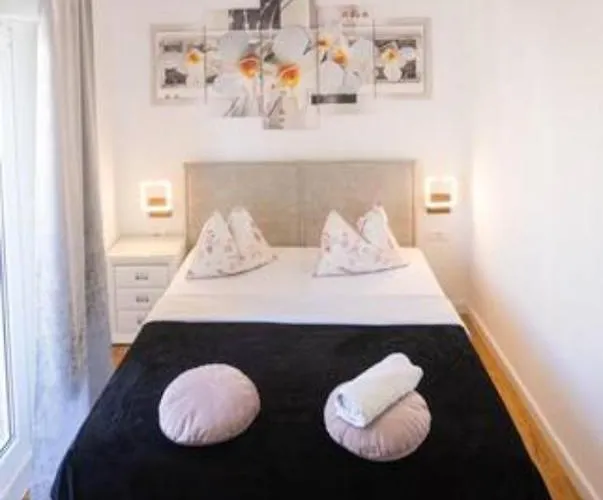Appartement Luxe Hot Tube Apartment, With Views, Near *