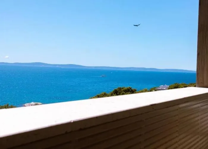Luxe Hot Tube Apartment, With Views, Near *