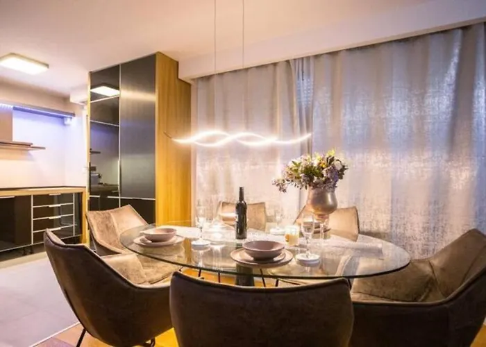 Appartement Luxe Hot Tube Apartment, With Views, Near Split